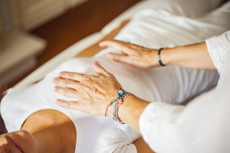 Soins énergétiques à Perpignan- Céline Améthyste énergéticien